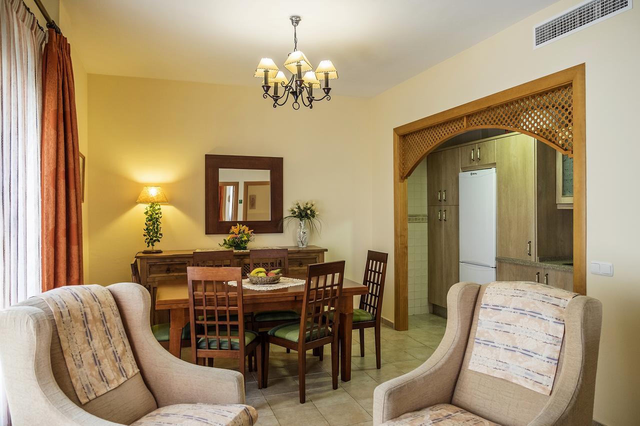 Apartamentos Turisticos Casa De La Borrega Εστεπόνα Εξωτερικό φωτογραφία